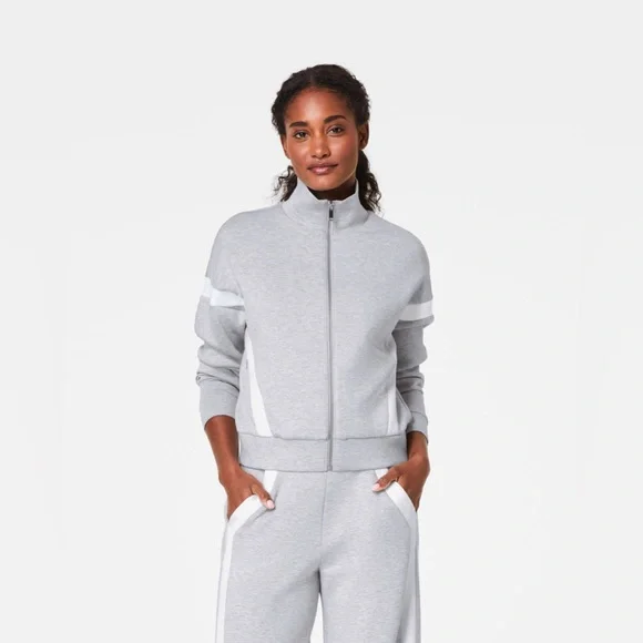 SPANX Air Essentials Track Jacket - Picture 1 of 8